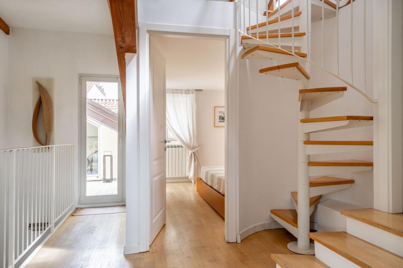 Luxury 350 Sq Mt Flat With Terrace Central Trieste Exterior photo